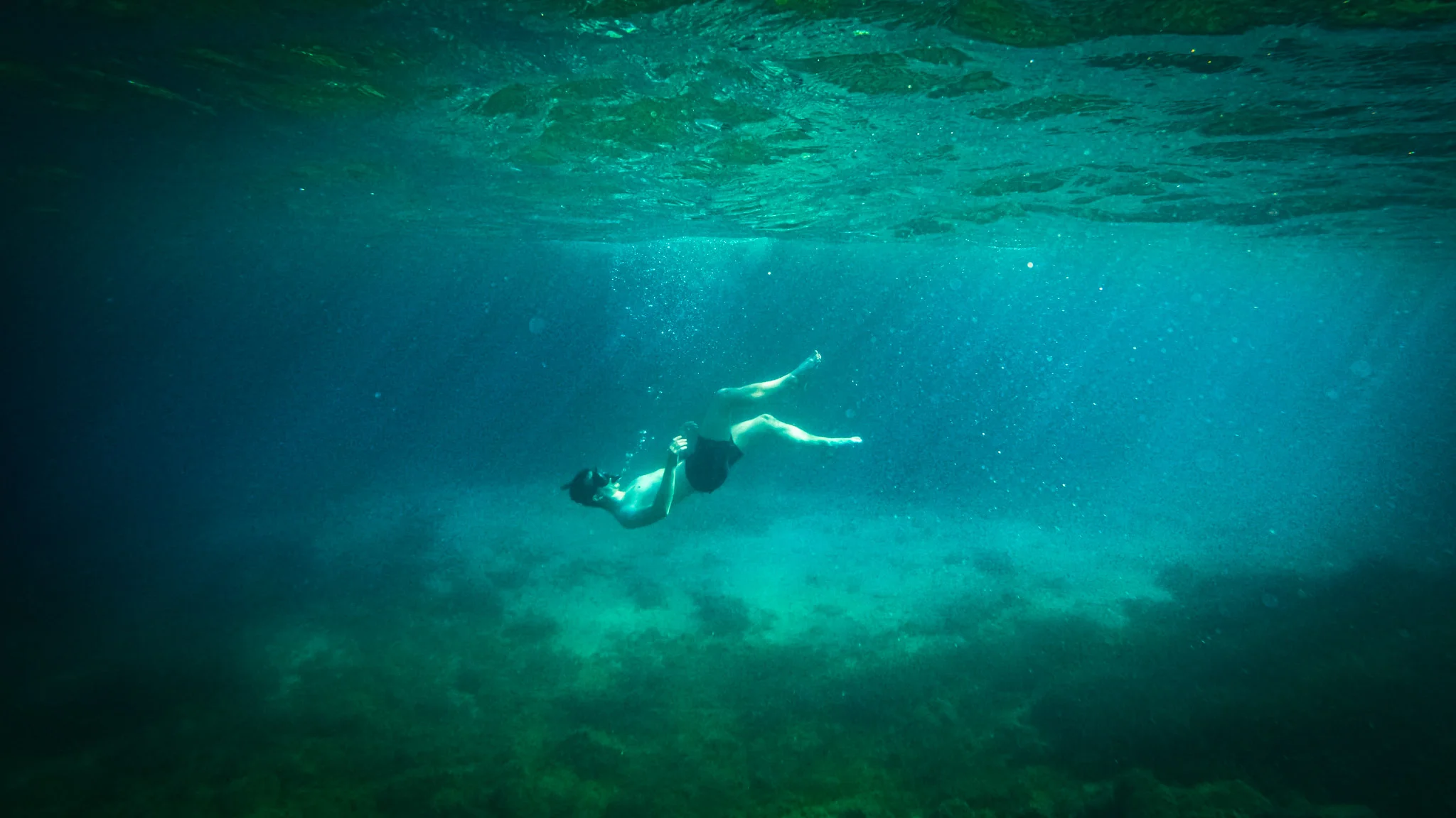 Apnéiste en plongée sous-marine